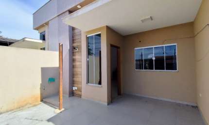 Casa com 2 quartos à venda na Rua Piquia, 107, Santa Rita 1, Londrina