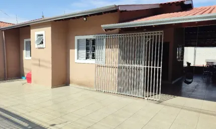Casa com 3 quartos à venda no Jardim Pacaembu, Londrina 