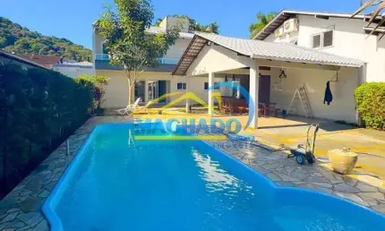 Seu novo lar no saguaçu: sobrado com suíte, closet e área de lazer!