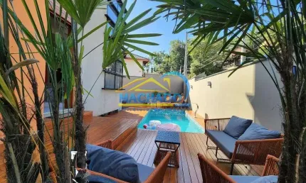 Casa com 4 quartos à venda no América, Joinville 