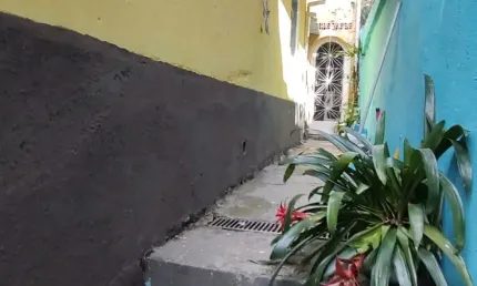 Casa Picanço Próx Versailles-R$ 800,00 aceita deposito