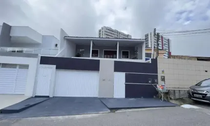 Oportunidade Única! Casa Duplex com Acessos Independentes em Serraria | Maceió
