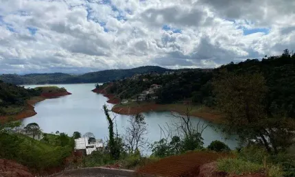 Terreno à venda no Centro, Igaratá 