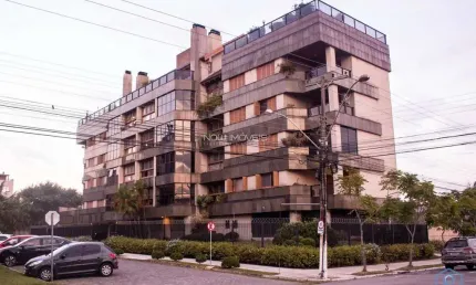 Cobertura para Venda em Pelotas, Centro, 4 dormitórios, 1 suíte, 4 banheiros, 2 vagas
