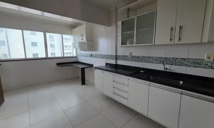 Casa em condomínio fechado com 4 quartos para alugar na Rua Alto Pombal, Pituaçu, Salvador