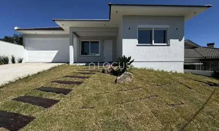 Casa com 3 quartos à venda na Rua Dr Helmo Sebastião Diello, 000, Bela Vista, Carlos Barbosa