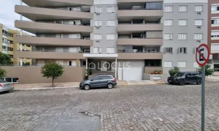 Apartamento com 3 quartos à venda na Rua Dr Carlos Barbosa, Centro, Carlos Barbosa
