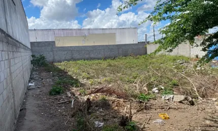 Terreno comercial à venda no Muchila, Feira de Santana 