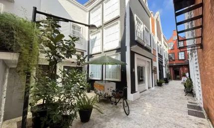 Sala comercial com 1 sala para alugar na Rua 15 de Novembro, 1, Centro, Blumenau