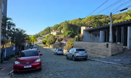 Casa Ampla (Residencial ou Comercial) - Região Central, Blumenau