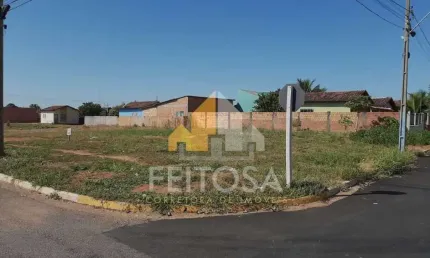 Terreno disponível a venda no bairro Santa Terezinha