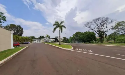 Terreno em condomínio fechado à venda no Jardim Tarobá, Cambé 