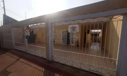 Casa com 4 quartos para alugar no Santos Dumont, Londrina 