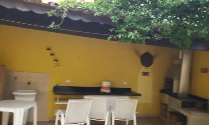 Casa linda a um passo da praia e da plataforma de pesca