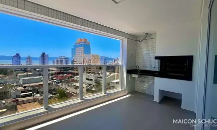 APARTAMENTO VISTA MAR COM 3 SUÍTES NO CONDOMÍNIO SANTORIM DA BECO CASTELO- ESTREITO/SC