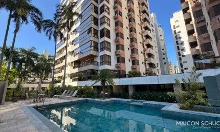 Apartamento garden 4 dormitórios sendo 2 suítes, mobiliado e decorado, centro de florianópolis/sc.