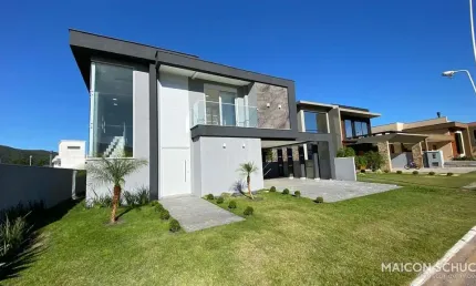 Casa em condomínio fechado com 3 quartos à venda no São João do Rio Vermelho, Florianópolis 