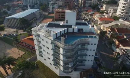 COBERTURA COM 4 SUÍTES, VISTA MAR E VAGA NÁUTICA, COQUEIROS, FLORIANÓPOLIS/SC