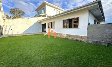 Casa com 3 quartos à venda na Rua Salvador de Mendonça, Fazendinha, Teresópolis, 118 m2 por R$ 650.000