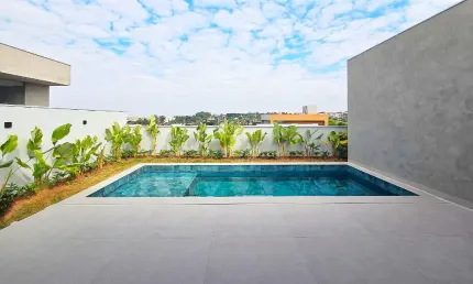 Casa em condomínio fechado com 3 quartos à venda no Chácaras Aeroporto, Maringá 