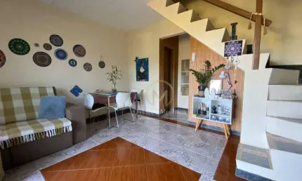 Apartamento Duplex com 2 dormitórios à venda, 70 m² por R$ 370.000,00 - Castelanea - Petrópolis/RJ