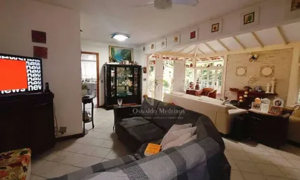 Casa ampla e aconchegante com vista privilegiada no Retiro.