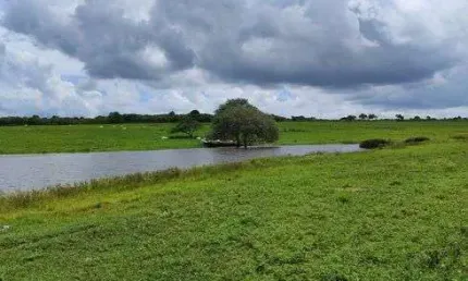 Fazenda/Sítio/Chácara com 17 hectares na região de Monte Alegre com açude poço cural top armazém