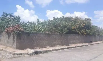 Ótima Área com5.000 metros com 3 ruas bem localizada em natal
