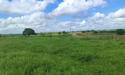 Fazenda/Sítio/Chácara para venda possui 16 hectares com casa sede de 3 quartos casa caseiro rio etc