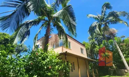 Casa à venda de 199m² área construída em meio à Natureza - Paulo Lopes/SC