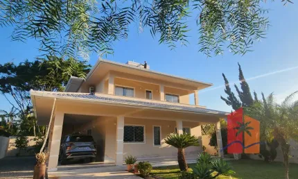 Casa dos sonhos de 203m² no bairro costão do siriú – a 250m da praia | siriú - garopaba/sc