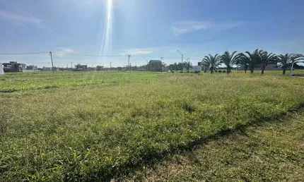 Excelente opção de terreno para quem busca investir ou morar em um dos condomínios mais completos de cabo frio!