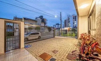 CASA no ANITA GARIBALDI com 1 quartos para LOCAÇÃO, 43 m²