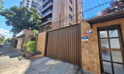 APARTAMENTO no CENTRO com 4 quartos para LOCAÇÃO, 259 m²