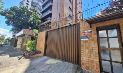 APARTAMENTO no CENTRO com 4 quartos para LOCAÇÃO, 259 m²