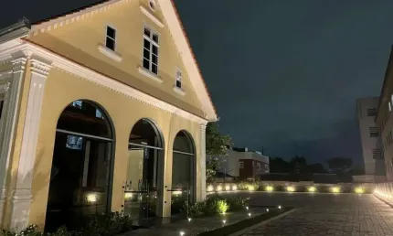 IMÓVEL COMERCIAL no CENTRO com 0 quartos para LOCAÇÃO, 180 m²