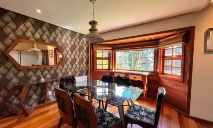 *vendo uma casa na região da vila prudente com 3 dormitórios por 549 mil