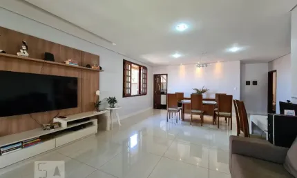 Casa com 3 quartos à venda na Rua Ibiraci, 000, Vila Virgínia, Itaquaquecetuba, 180 m2 por R$ 390.000