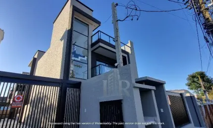 Lindo,  sobrado de frente para rua a venda no hauer!