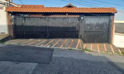 Casa à venda na Rua Imaculada, 297, Jardim do Colégio, São Paulo