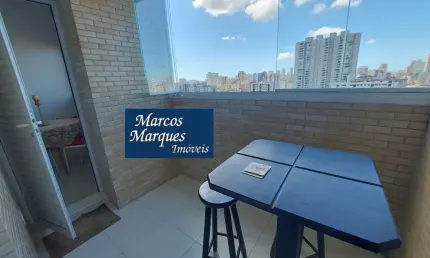Apartamento com 1 dormitório em prédio com piscina e lazer