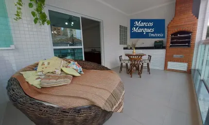 Casa sobreposta alta com varanda gourmet mobiliável no embaré
