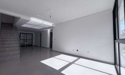 BAIXOU!!! Oportunidade -Sobrado  3 dorm. c/ suíte - Condomínio Fechado