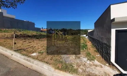 Terreno à venda no Villaggio Fosuzzi, Itatiba 