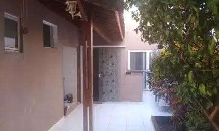 Casa para venda com 131 metros quadrados com 2 quartos