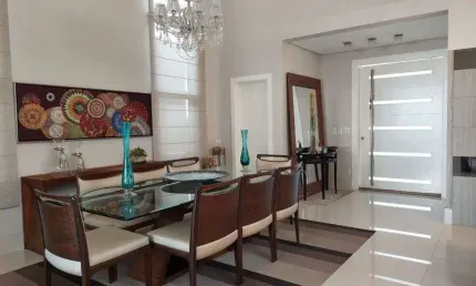 Casa de condomínio para venda possui 341 metros quadrados com 3 quartos