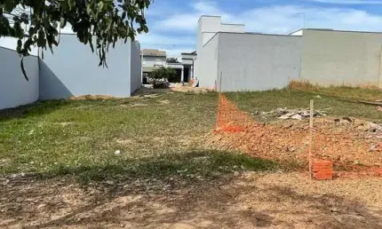 Terreno à venda 175.12m², village moutonnée, salto -  | 'vilagge moutonnee'