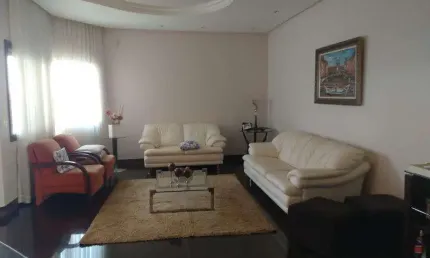Casa para Venda em Patos de Minas, AURÉLIO CAIXETA, 4 dormitórios, 2 suítes, 3 banheiros, 4 vagas