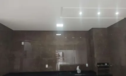Casa para venda em patos de minas, califórnia, 3 dormitórios, 2 suítes, 2 banheiros, 4 vagas