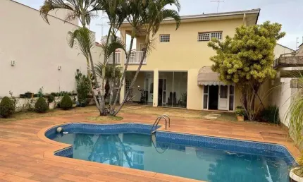 Casa para Venda em Patos de Minas, AURÉLIO CAIXETA, 4 dormitórios, 2 suítes, 4 banheiros, 4 vagas